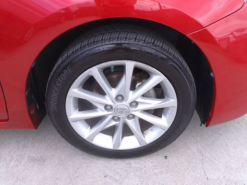 Used 2012 Toyota Prius V Five image 39