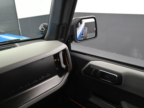 Used 2021 Ford Bronco Badlands image 24