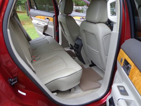 Used 2015 Lincoln MKX Reserve image 11