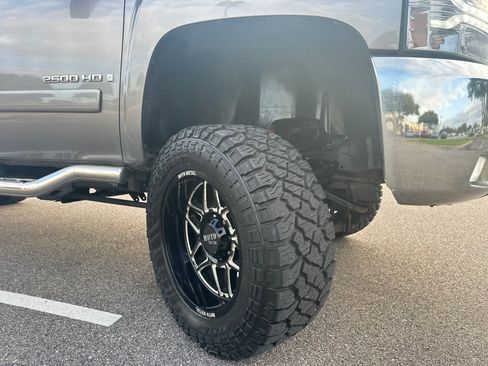 Used 2007 Chevrolet Silverado 2500 LT image 12