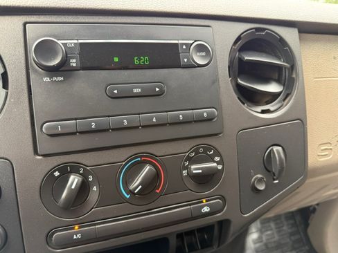 Used 2009 Ford F250 4x4 Crew Cab Super Duty image 16