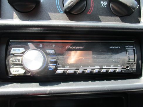 Used 1996 Ford Mustang GTS Coupe RWD image 31