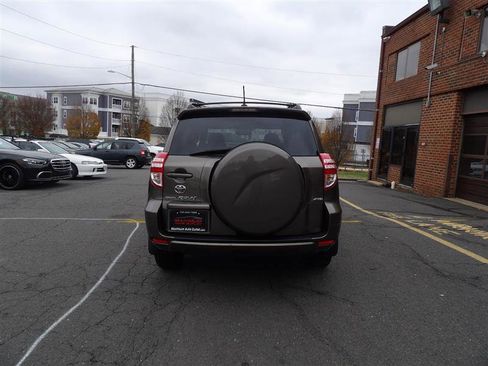Used 2010 Toyota RAV4 image 7