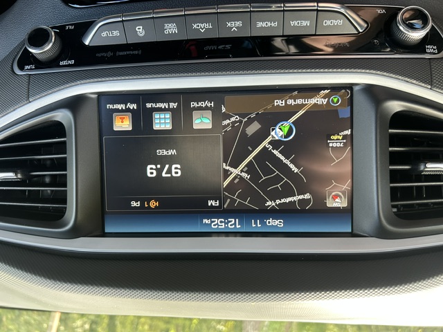 Used 2018 Hyundai Ioniq Hybrid Limited w/ Ultimate Pkg FWD image 15