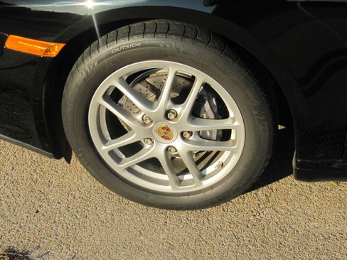 Used 2007 Porsche Cayman image 4