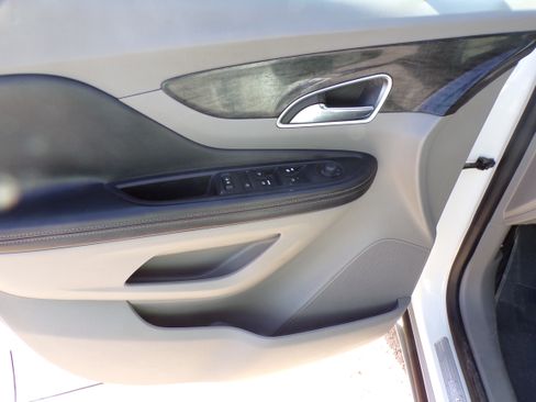 Used 2015 Buick Encore Convenience image 10