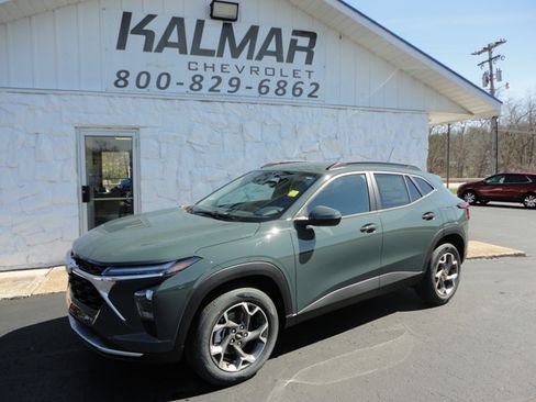 New 2026 Chevrolet Trax LT FWD image 7