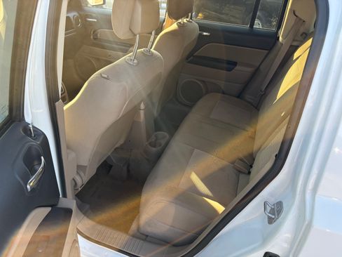 Used 2015 Jeep Patriot Sport image 3