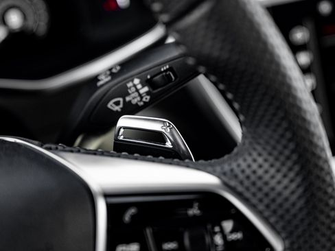 Used 2021 Audi RS 7 Sportback AWD/4WD image 24