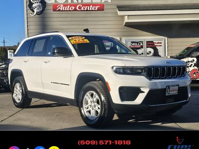 Used 2024 Jeep Grand Cherokee Laredo
