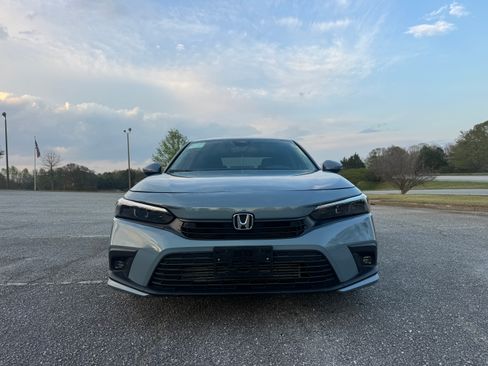 Used 2024 Honda Civic Touring image 9