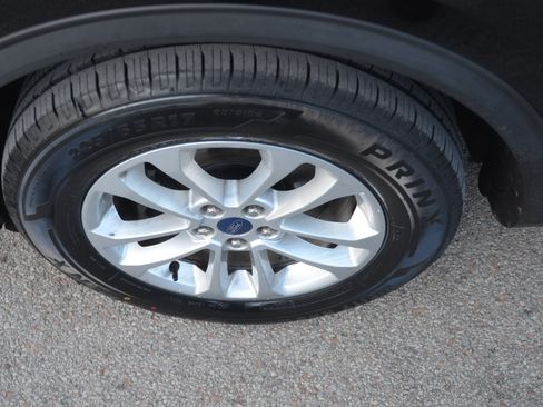 Used 2021 Ford Escape SE image 22