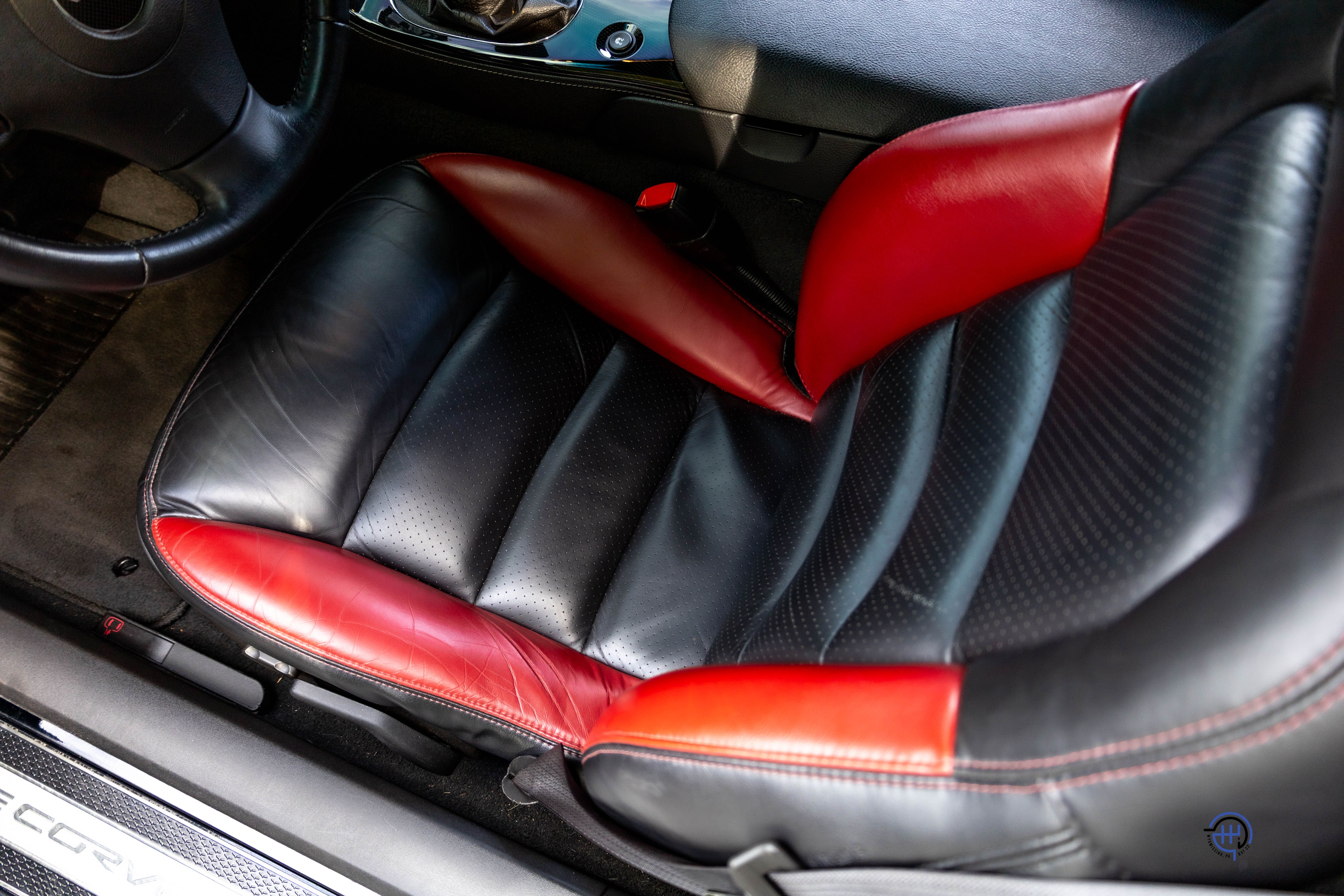 Used 2008 Chevrolet Corvette Z06 Coupe w/ 2LZ RWD image 43
