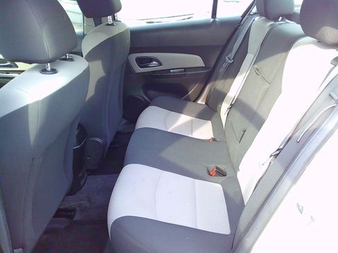 Used 2012 Chevrolet Cruze LS image 13