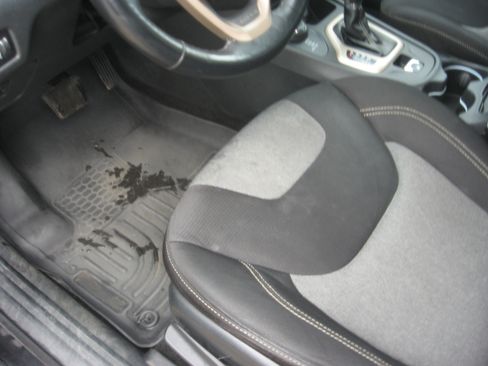 Used 2014 Jeep Cherokee Latitude image 9