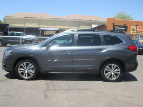 Used 2019 Subaru Ascent Premium AWD/4WD image 2