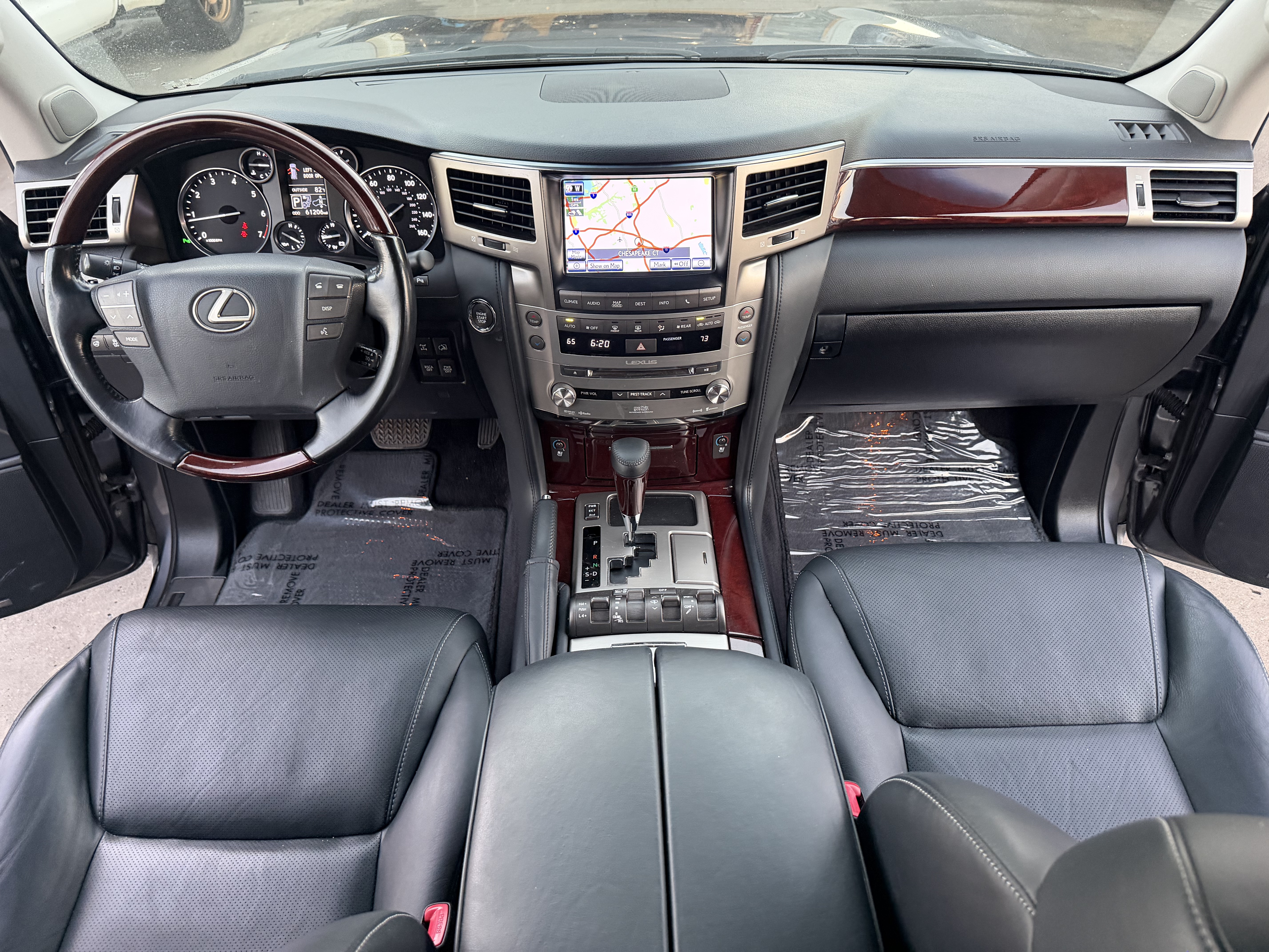 Used 2015 Lexus LX 570 4WD image 42