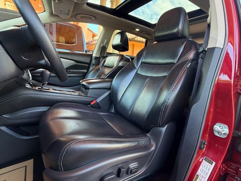 Used 2019 Nissan Murano FWD image 10