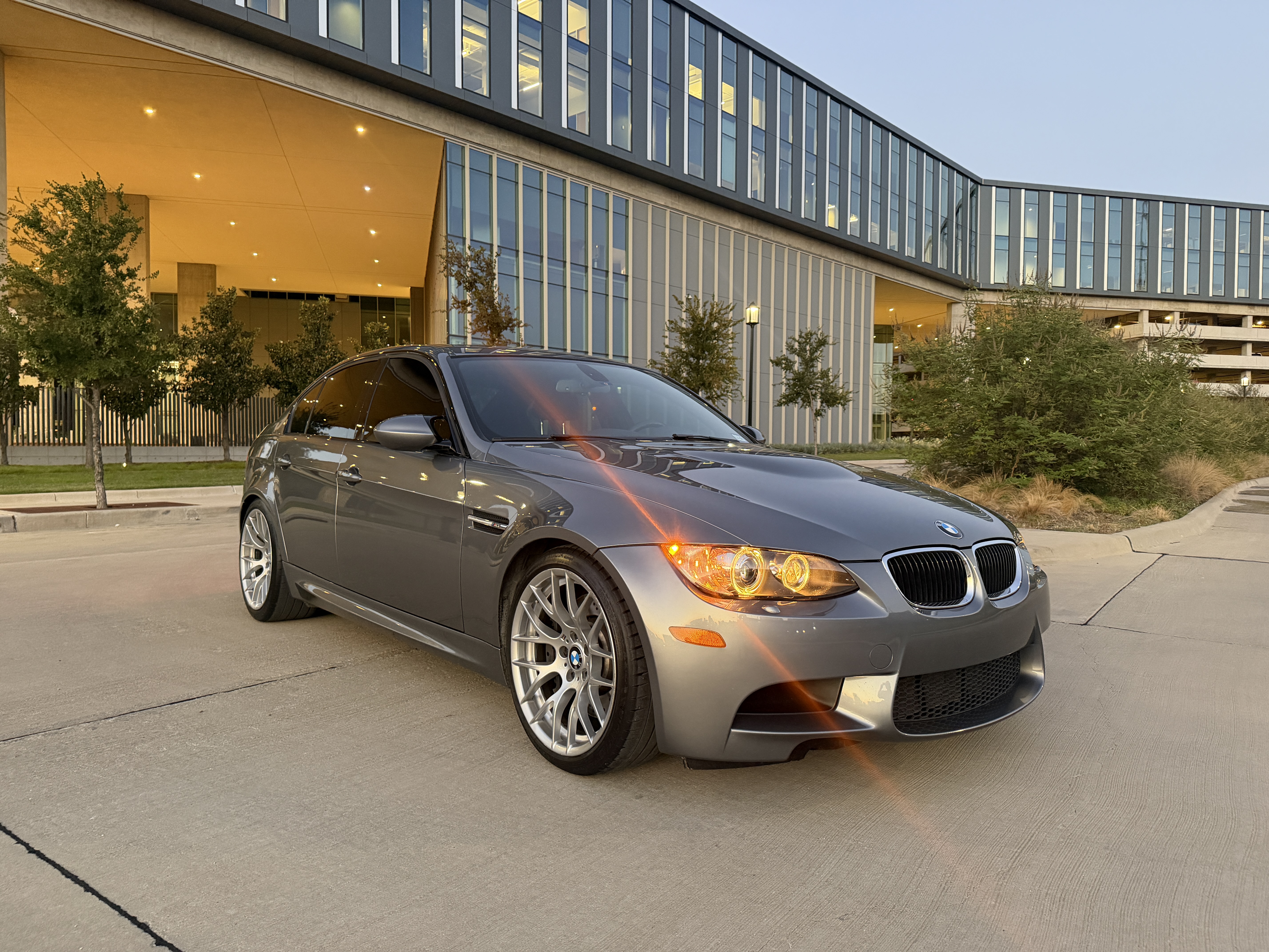Used 2011 BMW M3 Competition RWD image 6