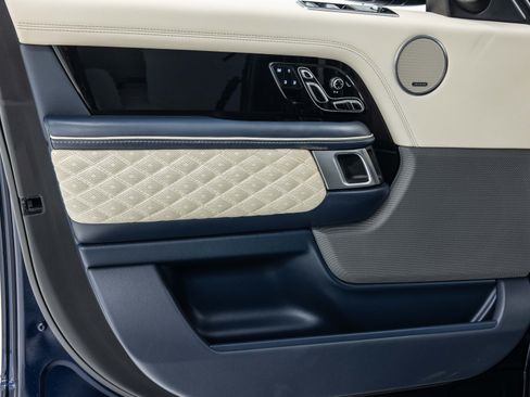 Used 2021 Land Rover Range Rover P525 Westminster Edition LWB image 27