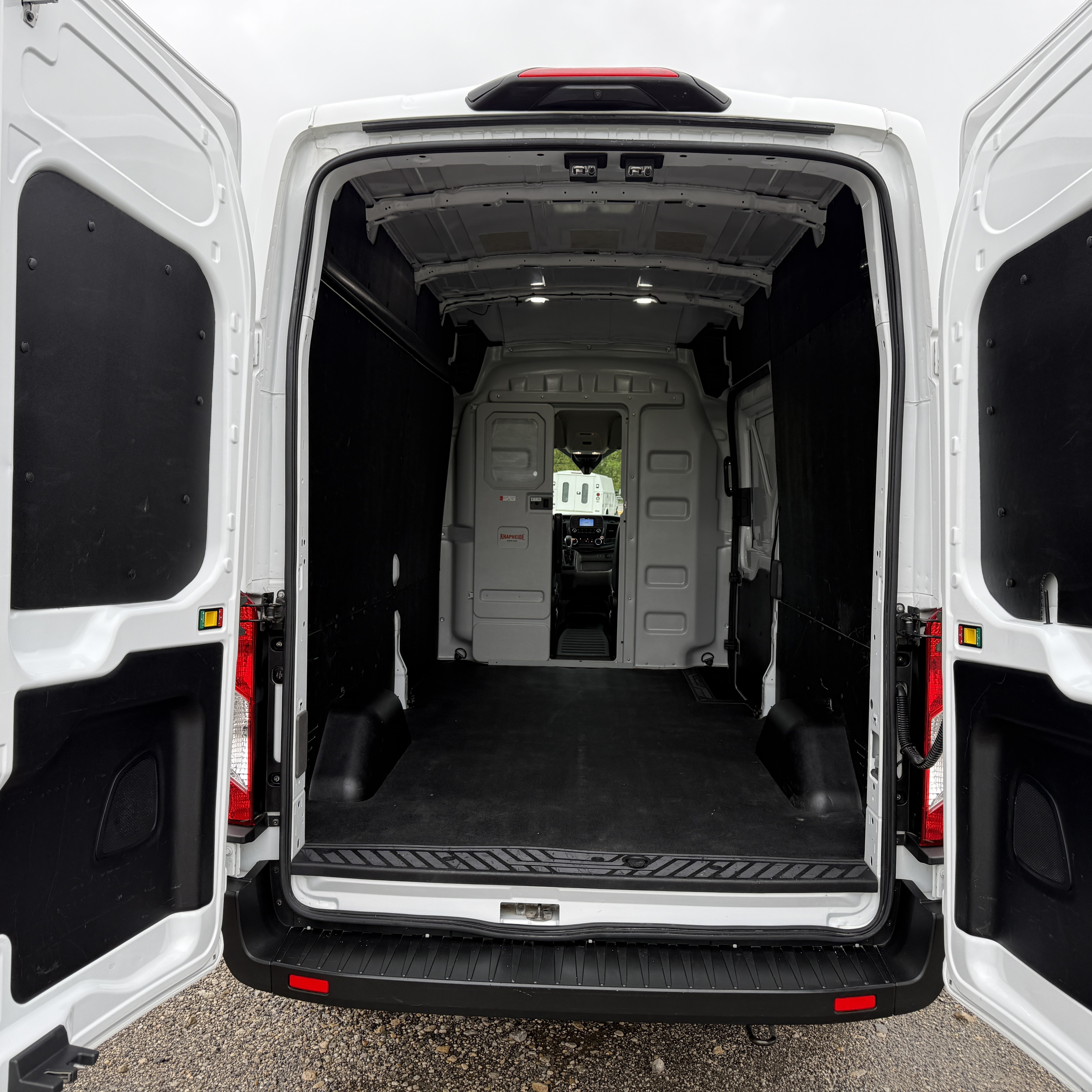 Used 2025 Ford Transit 250 148 High Roof RWD image 6
