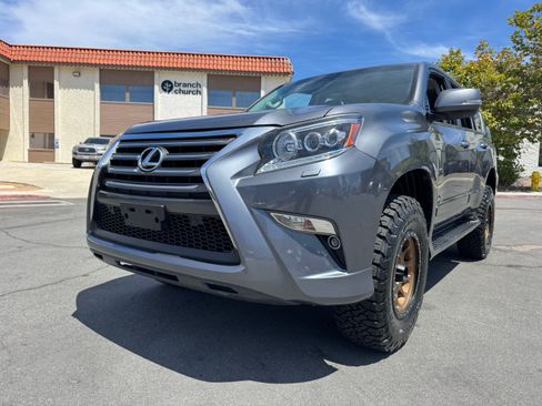 Used 2017 Lexus GX 460 Luxury image 6