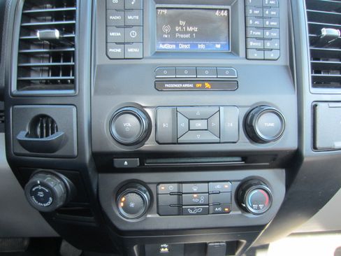 Used 2016 Ford F150 XL image 4