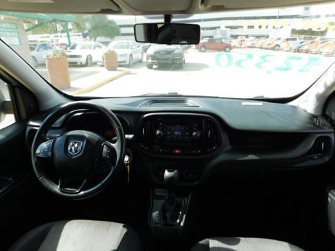 Used 2017 RAM ProMaster City SLT image 10