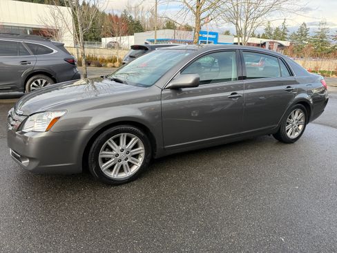 Used 2007 Toyota Avalon Limited image 3