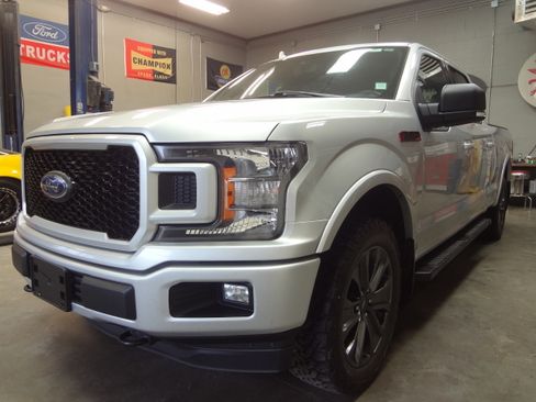 Used 2018 Ford F150 XLT image 3