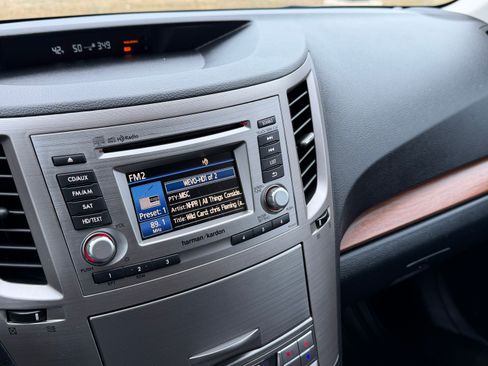 Used 2013 Subaru Outback 2.5i Limited image 46