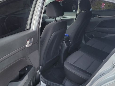 Used 2018 Hyundai Elantra SEL image 15