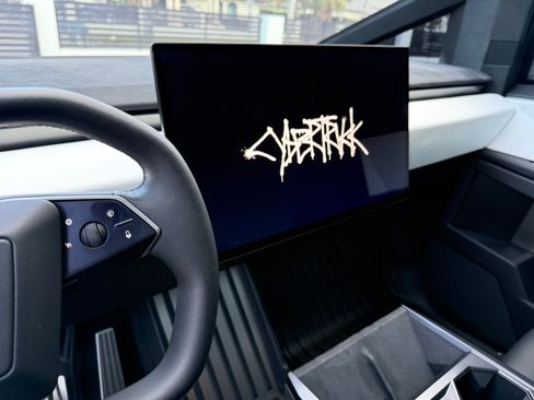 Used 2024 Tesla Cybertruck Cyberbeast image 16