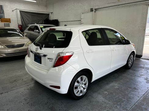 Used 2013 Toyota Yaris LE image 6