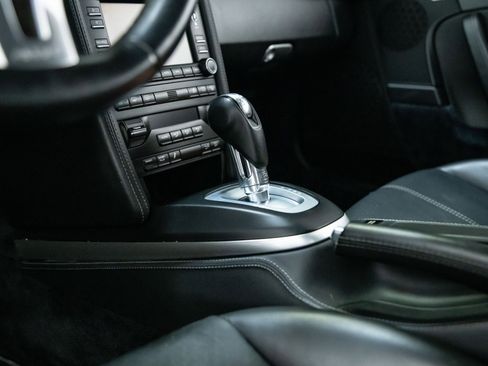 Used 2010 Porsche 911 Turbo image 36