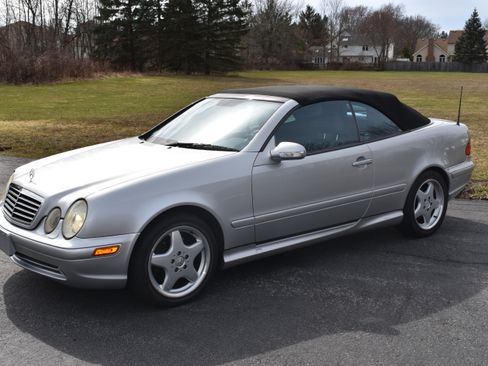 Used 2001 Mercedes-Benz CLK 430 image 2