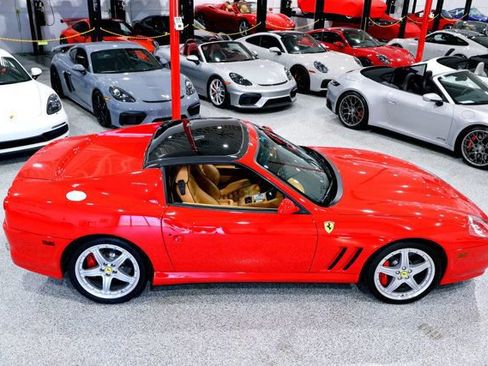 Used 2005 Ferrari 575M Maranello Superamerica RWD image 10