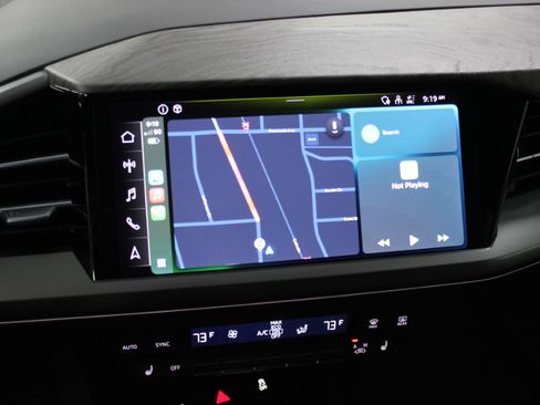 Used 2025 Audi Q4 e-tron Premium image 20