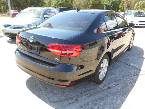 Used 2015 Volkswagen Jetta SE FWD image 5