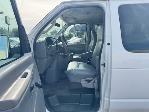 Used 2008 Ford E-150 and Econoline 150 XL image 15