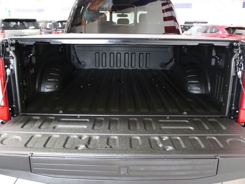 Used 2021 Ford F250 Lariat image 11