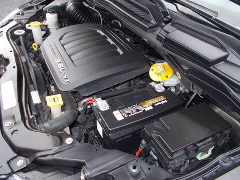 Used 2018 Dodge Grand Caravan GT FWD image 14