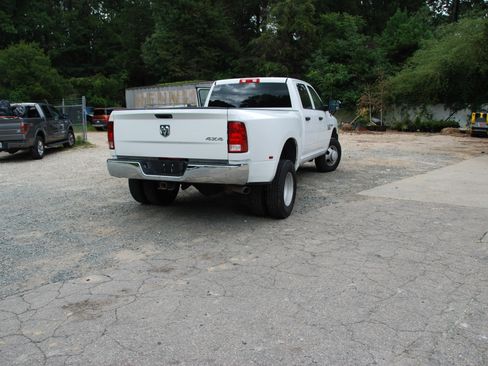 Used 2016 RAM 3500 ST image 7