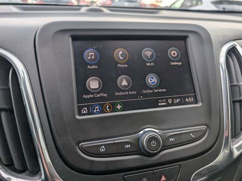 Used 2022 Chevrolet Equinox LT image 11