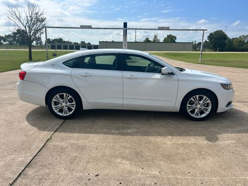 Used 2015 Chevrolet Impala LT image 4