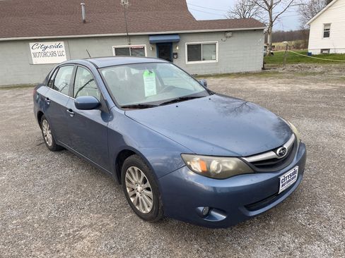 Used 2011 Subaru Impreza 2.5i Premium image 7