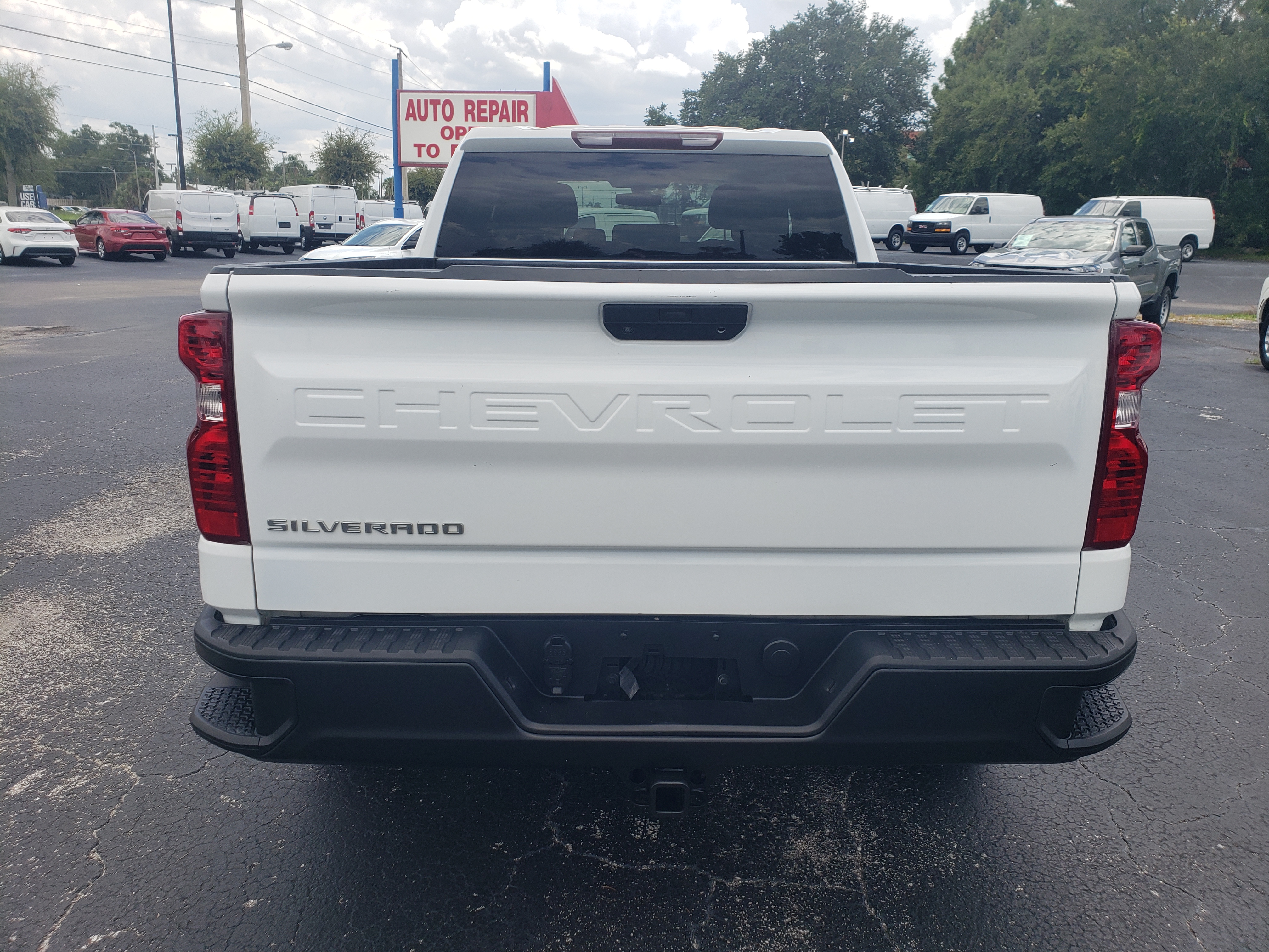 Used 2020 Chevrolet Silverado 1500 2WD Double Cab W/T image 4