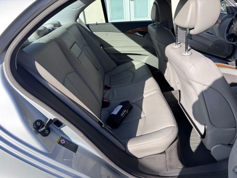 Used 2007 Mercedes-Benz E 320 image 17