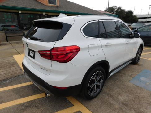 Used 2019 BMW X1 sDrive28i FWD image 9