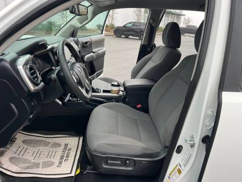 Used 2021 Toyota Tacoma SR5 image 14